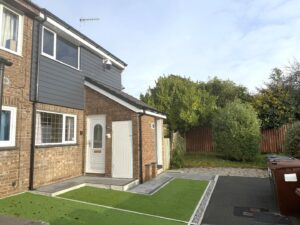Kernow Close, Torpoint